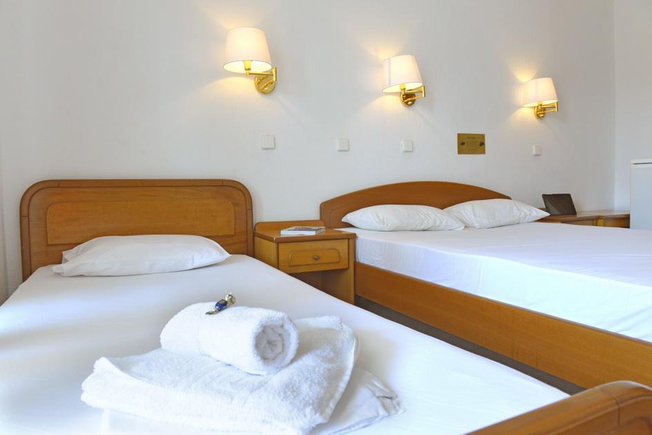 Ormos Prinou  Hotel Proteas מראה חיצוני תמונה
