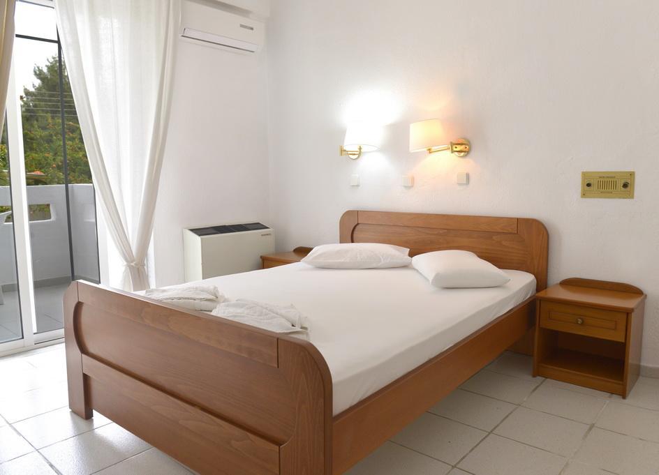 Ormos Prinou  Hotel Proteas מראה חיצוני תמונה